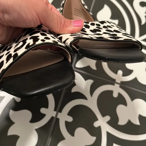 Something Navy Juliana Genuine Calf Hair Flat Black White Leopard Print Size 9