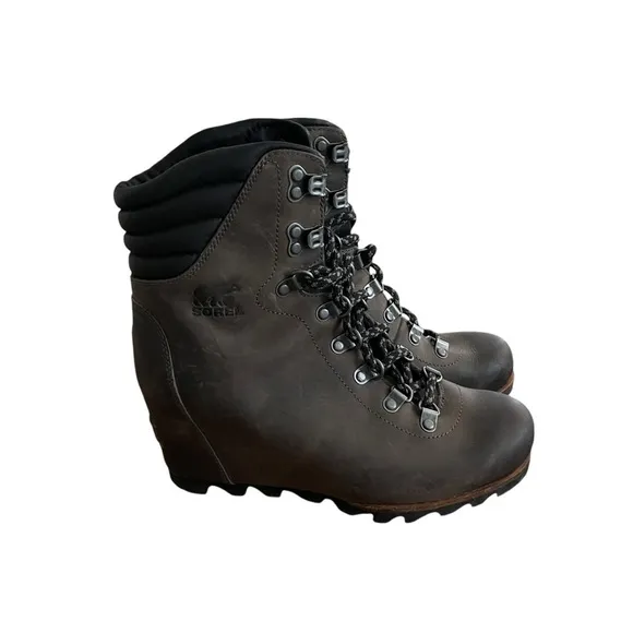 Sorel Conquest Wedge Women Boots Size 8