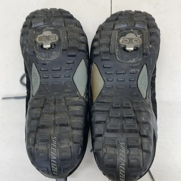 Specialized Tahoe MTB cycling shoes Sz 42 black &amp; gray