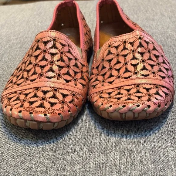 Spring Step Women's Flowerflow Shoes, Salmon, Size