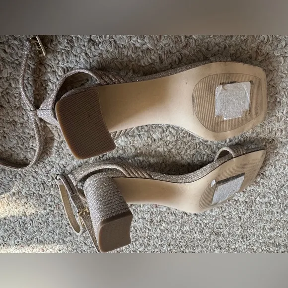 Steve Madden Lavnish Sandal - Gold metallic