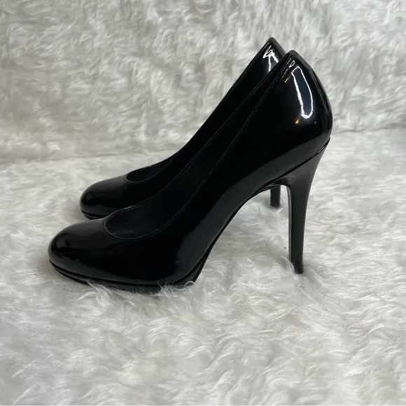 Stuart Weitzman Black Patent Pumps heels
