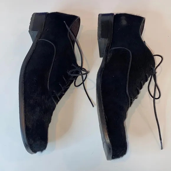Stuart Weitzman Black Pony Hair Leather Heeled Oxfords Narrow EUC Size 8.5N