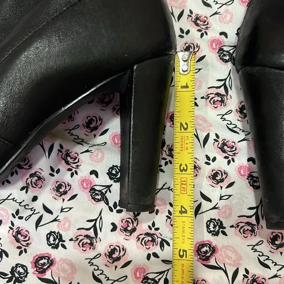 Stuart Weitzman Highland Tieland Napa Leather Thigh High Black Heeled Boots