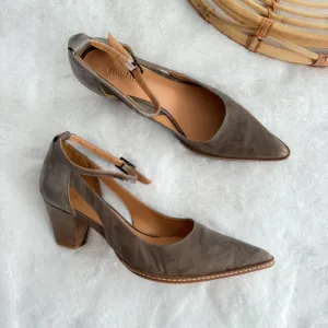 Sundance Fayette Ankle Strap Pointed Toe Block Heel Gray Taupe Shimmer