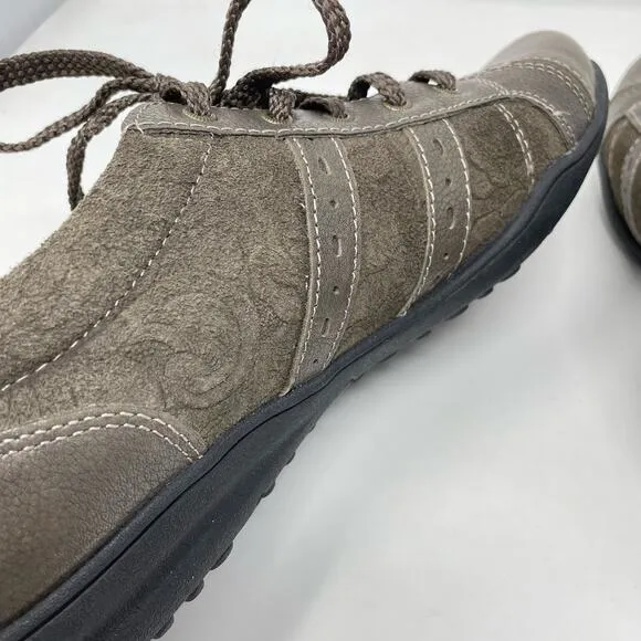 Taos Streamline Brown Leather Embossed Lace Up Comfort Sneakers Shoes womens 9