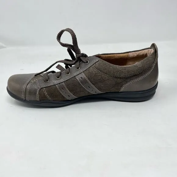 Taos Streamline Brown Leather Embossed Lace Up Comfort Sneakers Shoes womens 9