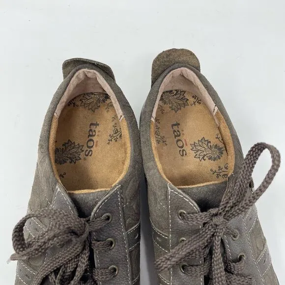 Taos Streamline Brown Leather Embossed Lace Up Comfort Sneakers Shoes womens 9