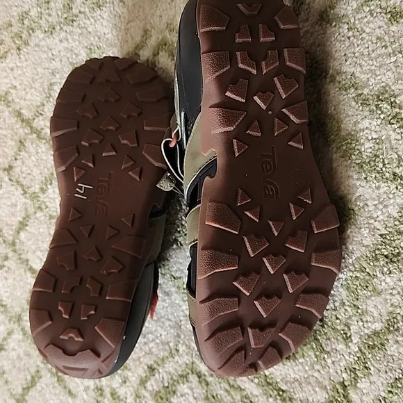 Teva Dark Olive Flintwood Water Shoes Outdoor Hiking Sandals 10