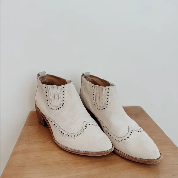 The Grayson Brogue Chelsea Boot