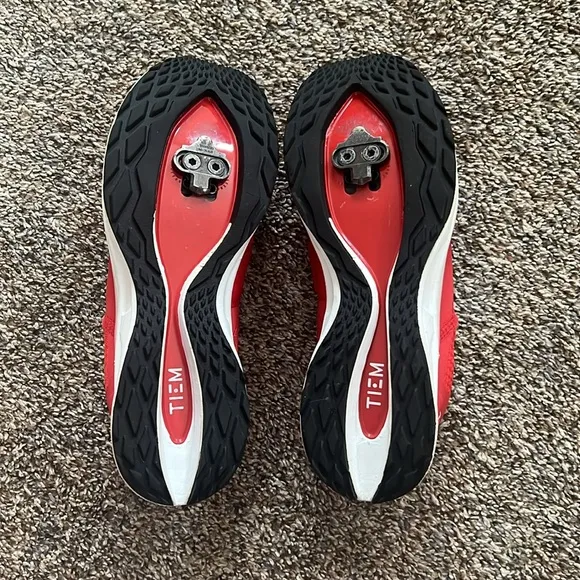 Tiem Cycling Shoes Red Clip cycling womens shoes 8.5 hot Barely Used slipstream