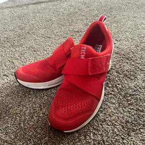 Tiem Cycling Shoes Red Clip cycling womens shoes 8.5 hot Barely Used slipstream