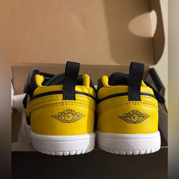Toddler Jordan 1 Low Alt