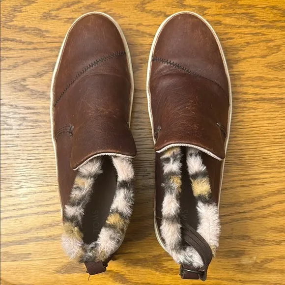 Toms Brown Leather shoes