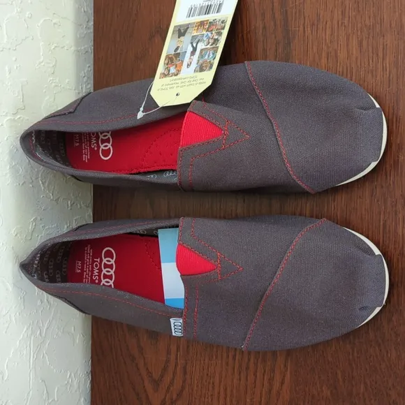 Toms Men's Gray and Red Audi Designed Classic Slip On Shoes Size 7.5