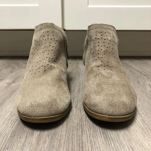 Toms Size 7 Tan Suede Booties Deia Perforated Ankle Boots Leather Shoes