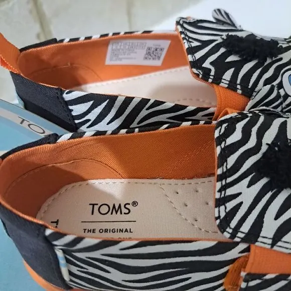 Toms Toddler Slip-on Canvas Shoes Black White Zebra Size 11 NWT