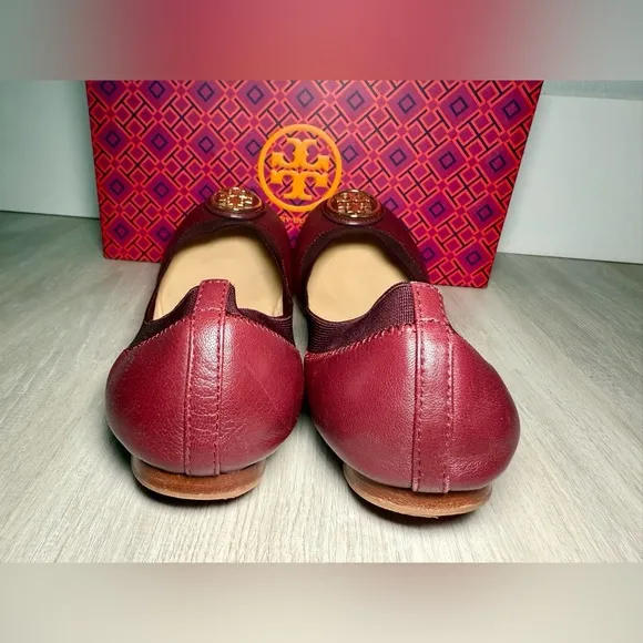 TORY BURCH Caroline Gold Logo/Cabernet plum Leather Ballet Flat Shoes Size 7.5 M