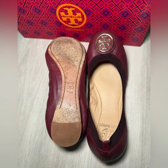TORY BURCH Caroline Gold Logo/Cabernet plum Leather Ballet Flat Shoes Size 7.5 M