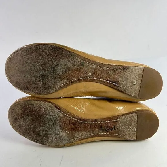 TORY BURCH CLAIRE TAN LEATHER SHOES US 7.5 M GOLD REVA LOGO ELASTIC BALLET FLATS