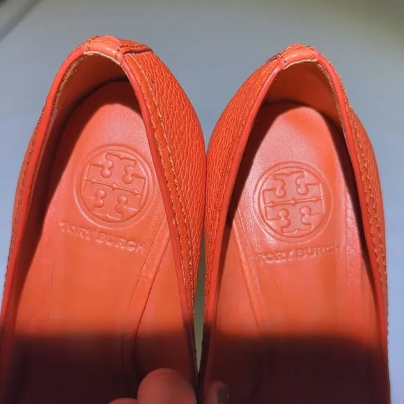 Tory Burch Womens Wedge Sandels Shoes Orange Gold Leather Peep Toe Heels Size 6