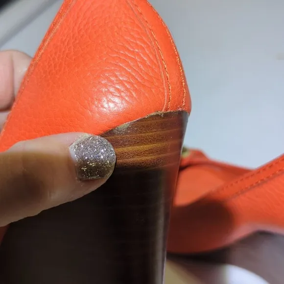 Tory Burch Womens Wedge Sandels Shoes Orange Gold Leather Peep Toe Heels Size 6