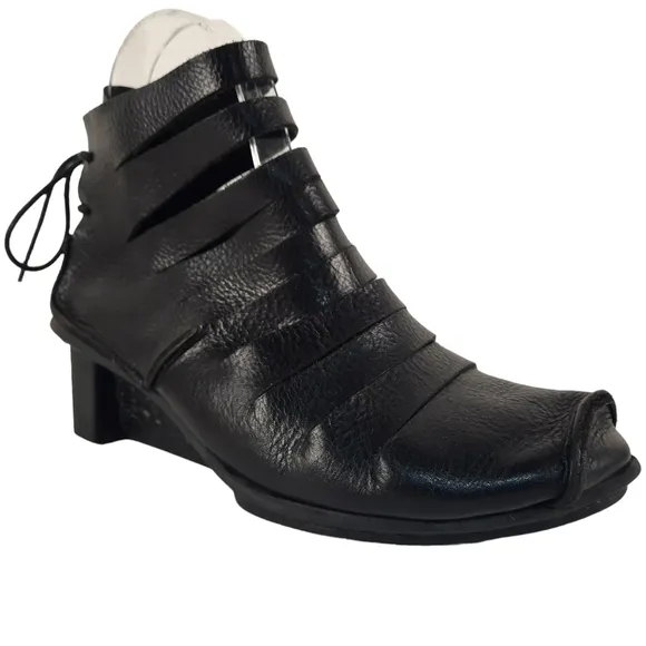 TRIPPEN Germany 'Fence' Leather Summer Bootie Ankle Boot Wedge X O 6.5
