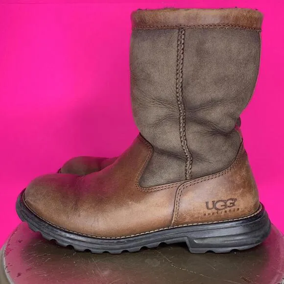 UGG Brooks Brown Leather Shearling Lined Mid Calf Boot Sz 8