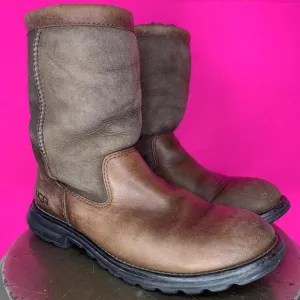 UGG Brooks Brown Leather Shearling Lined Mid Calf Boot Sz 8