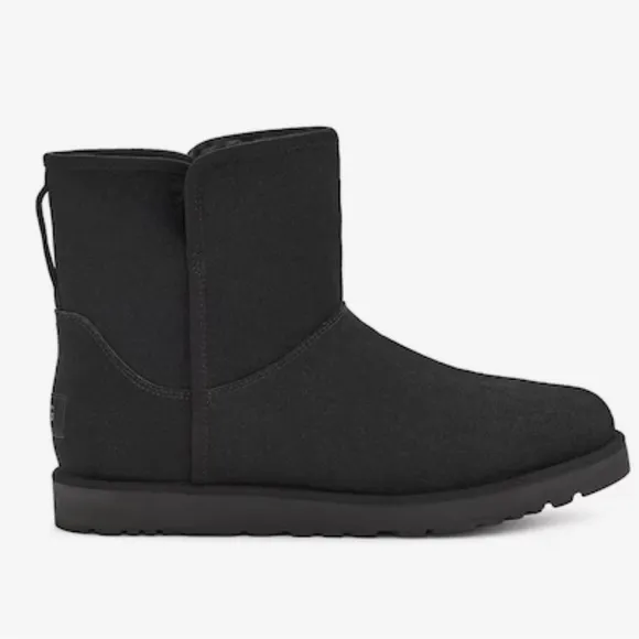 UGG Cory II Bootie Size‎ 9