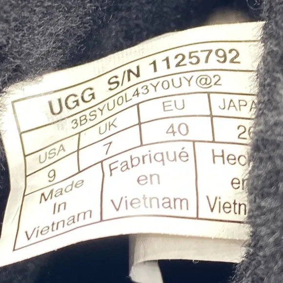 UGG Cory II Bootie Size‎ 9