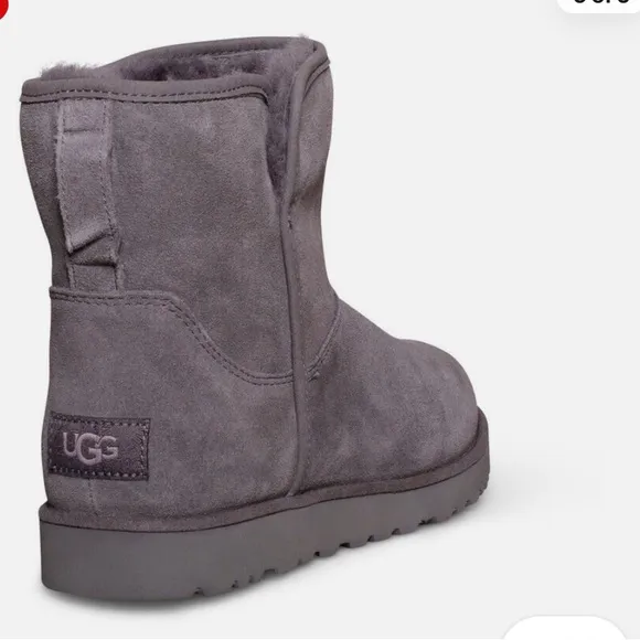 UGG Cory Il Bootie gray woman size 6 new ( store display)