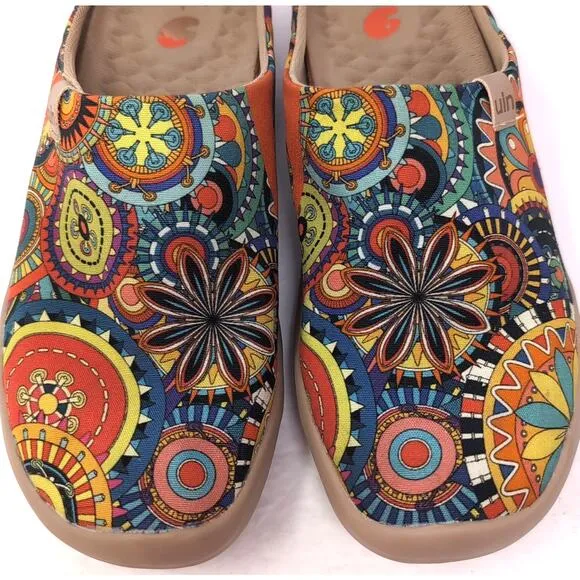 UIN Blossom Malaga Toledo Mule Slip On Shoes Women's 8.5 Colorful Floral Canvas
