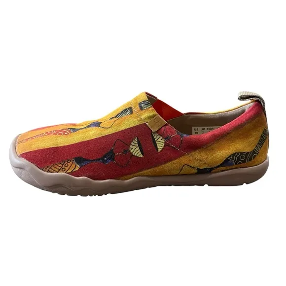 UIN U In Story NWT Shoes Slip On Painted Canvas African Lady Walking Women’s 10