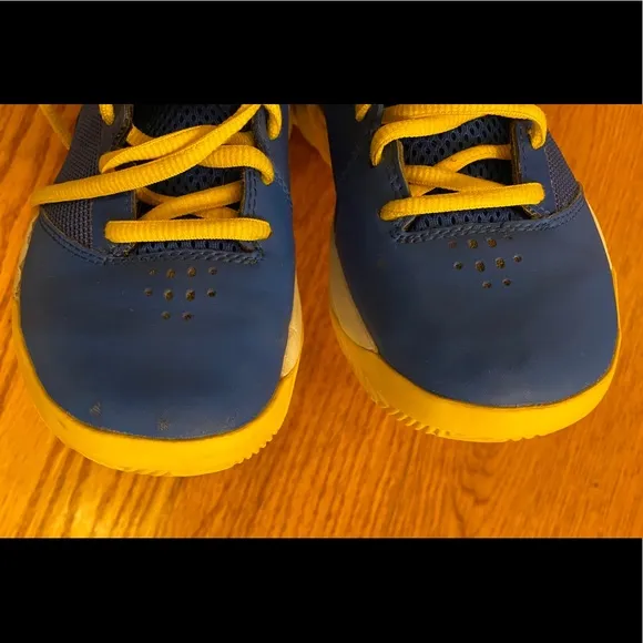 Under Armour Game Shoes, Blue