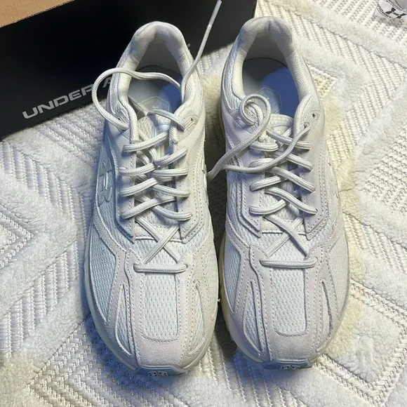 Under Armour HOVR Apparition