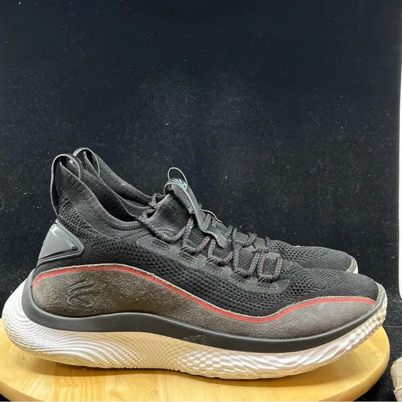 Under Armour Stephen Curry 8 Beautiful Flow BHM Black Red 3024419-003 Size 14