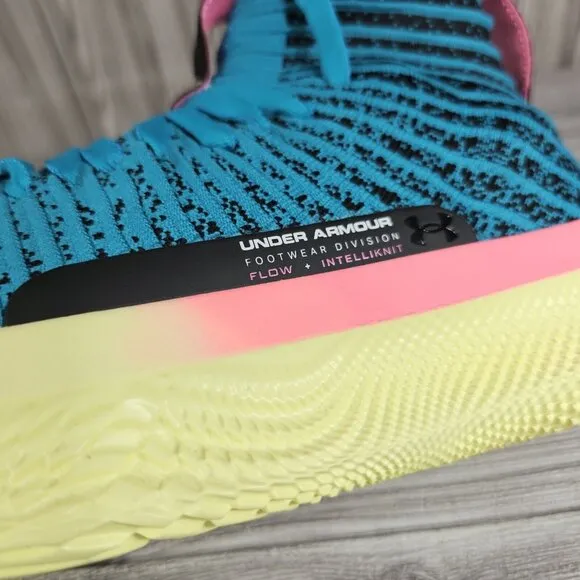 Under Armour UA FUTR X ELITE Green/Blue/Pink - 3024977-001 - Men's Size 10.5