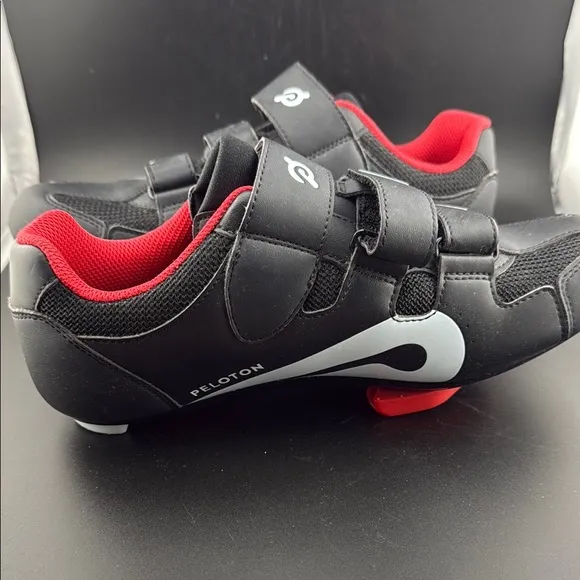 Unisex Peloton Cycling Shoes size 39