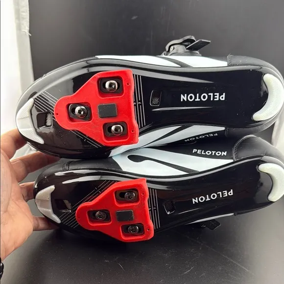 Unisex Peloton Cycling Shoes size 39