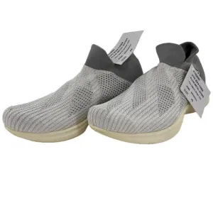 UYN Sports Man Free Flow Metal Shoes Size 42 men's hemp soles