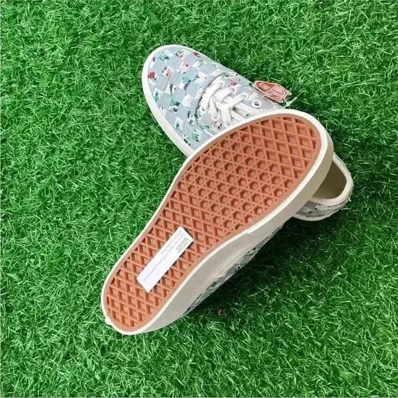 Vans Authentic Stacked Woven Floral