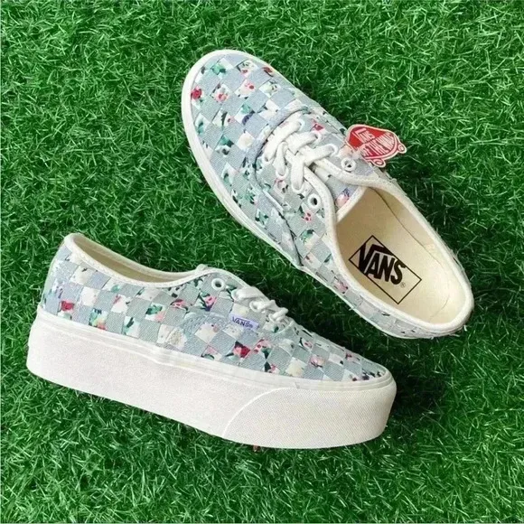 Vans Authentic Stacked Woven Floral