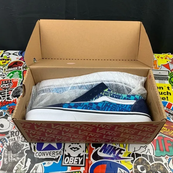 Vans Old Skool Logo Flame Suede 6.5 Womens