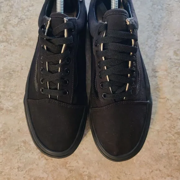 Vans Shoes Mens 9 / Women's 10.5 Lace Up Leather Accents Flat Skater Sneakers