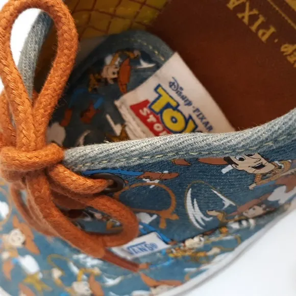 Van's Size 8.5 Shoes Women's X Disney Toy Story Authentic Sheriff Woody …