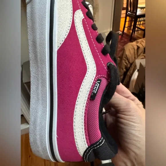 Vans TNT Advanced Prototype Black Magenta White 8 men’s/10 women’s NWOT