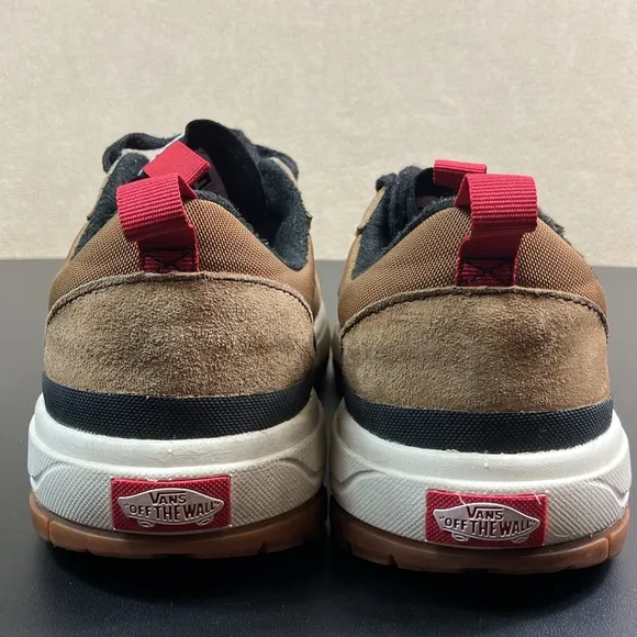 Vans UltraRange Exo MTE-1 Primaloft Athletic Outdoor Sneaker Shoes Men’s size 8