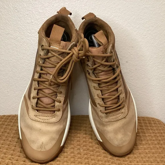 Vans Ultrarange Hi Wheat Brown Mens Sz 9 Outdoor Skate Casual Shoes Sneakers