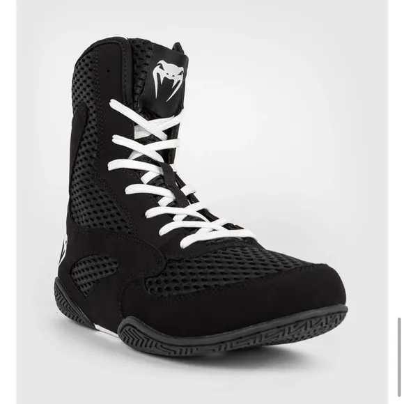 VENUM Black Men's Boxing Shoes brand new size 6.5